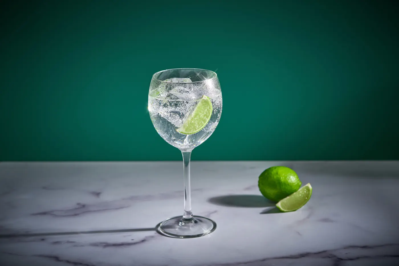 Gin and Tonic cocktail